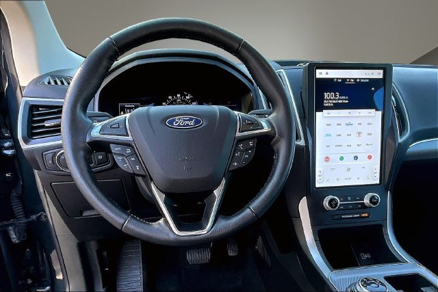 Used 2022 Ford Edge SEL AWD/4WD image 8