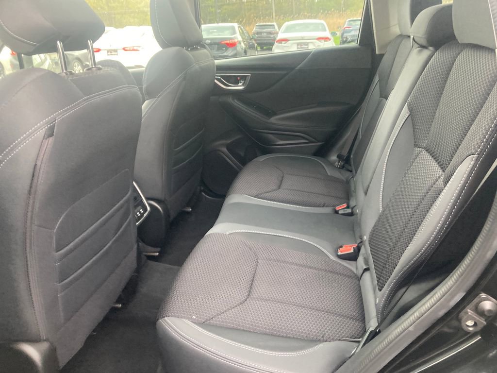 Used 2022 Subaru Forester Premium AWD/4WD image 29