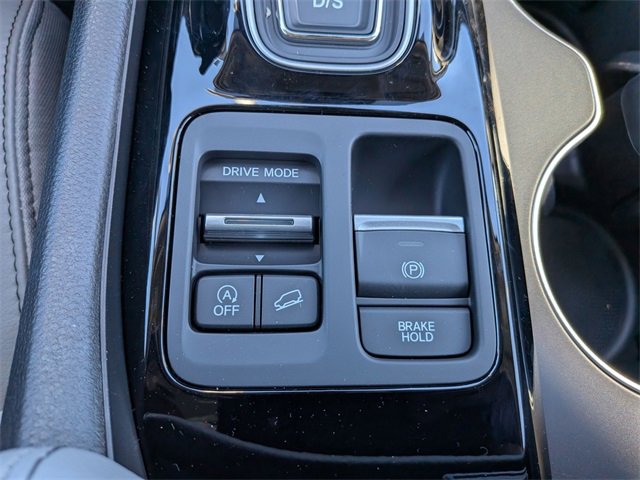 New 2025 Honda Pilot Touring image 17