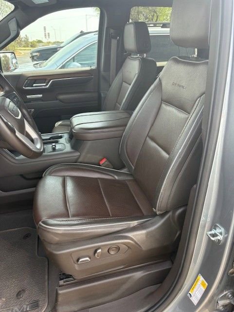 Used 2023 GMC Sierra 1500 Denali w/ Denali Reserve Package image 9