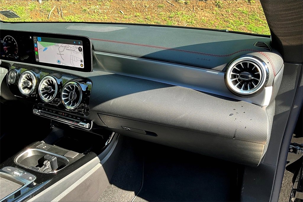 Certified 2024 Mercedes-Benz CLA 250 4MATIC image 16