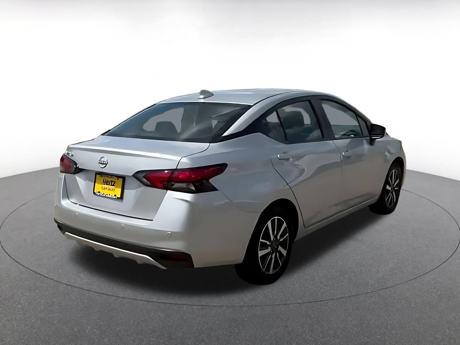 Used 2025 Nissan Versa SV FWD image 13