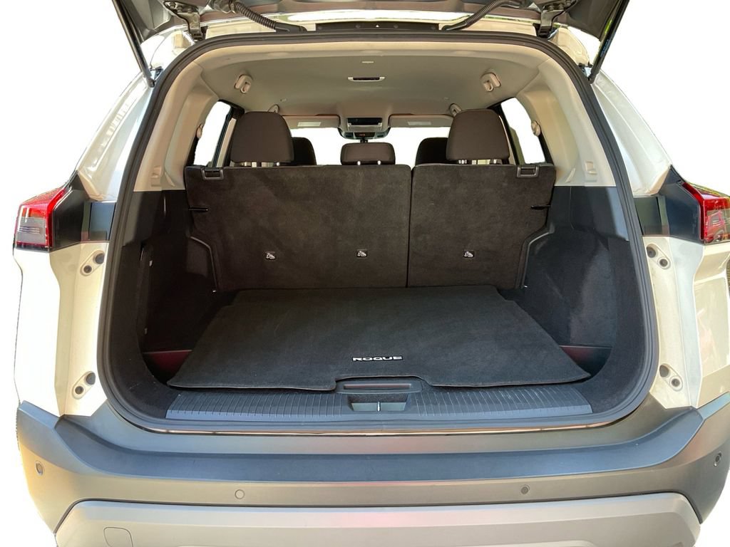 Used 2023 Nissan Rogue SV AWD/4WD image 13