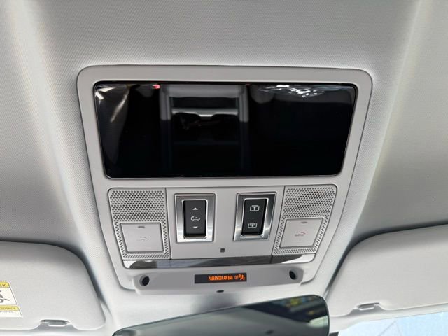 New 2026 Land Rover Defender 110 S image 29