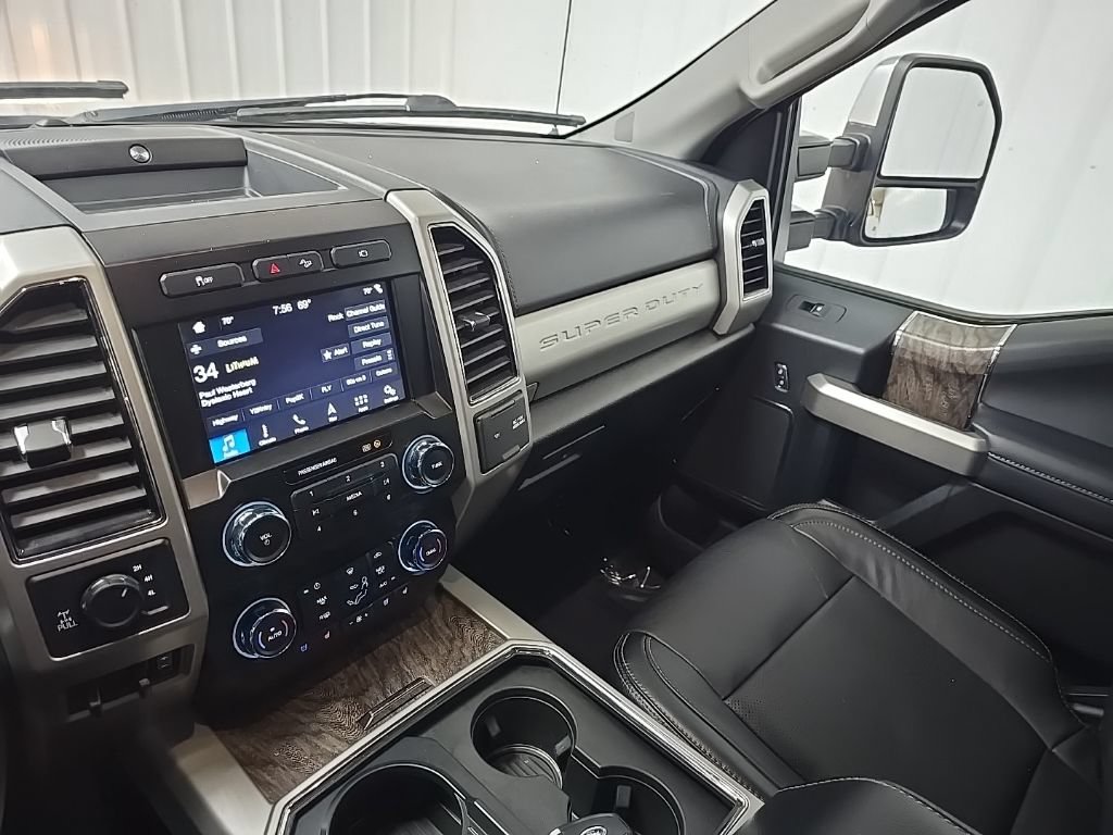 Used 2019 Ford F250 Lariat w/ Lariat Ultimate Package AWD/4WD image 28