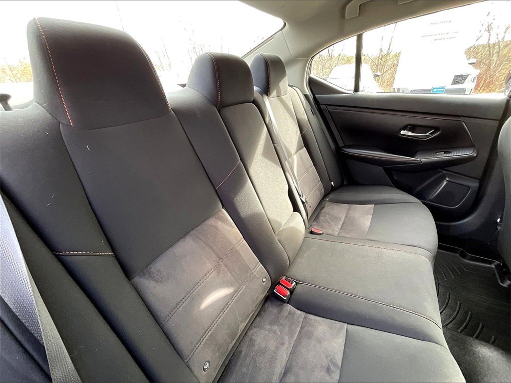Used 2023 Nissan Sentra SR w/ Midnight Edition Package image 15