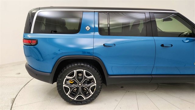 Used 2024 Rivian R1S Launch Edition image 12