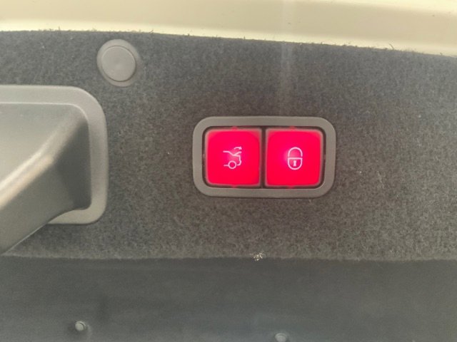 Used 2016 Mercedes-Benz S 550 4dr Sdn S 550 4MATIC image 30