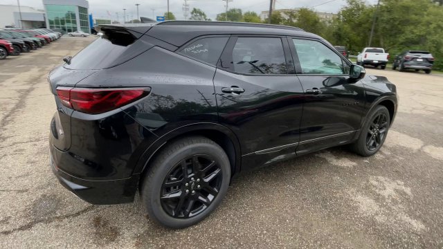 New 2026 Chevrolet Blazer RS w/ Driver Confidence II Package AWD/4WD image 2