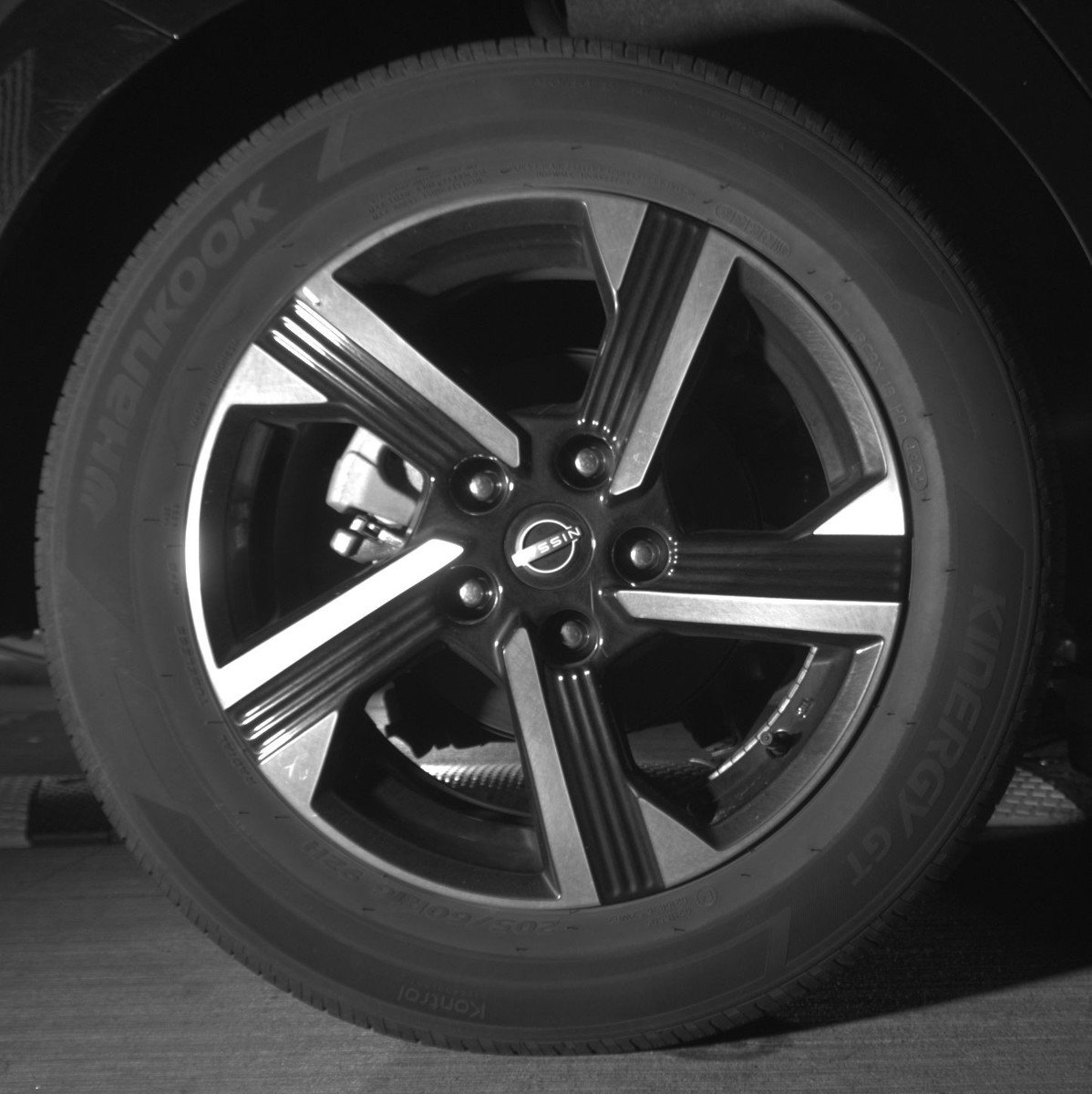 Used 2025 Nissan Sentra SV image 15