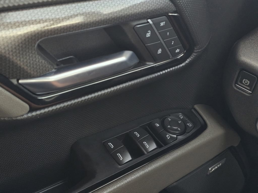 Used 2023 Chevrolet Silverado 1500 ZR2 w/ ZR2 Bison Edition image 22