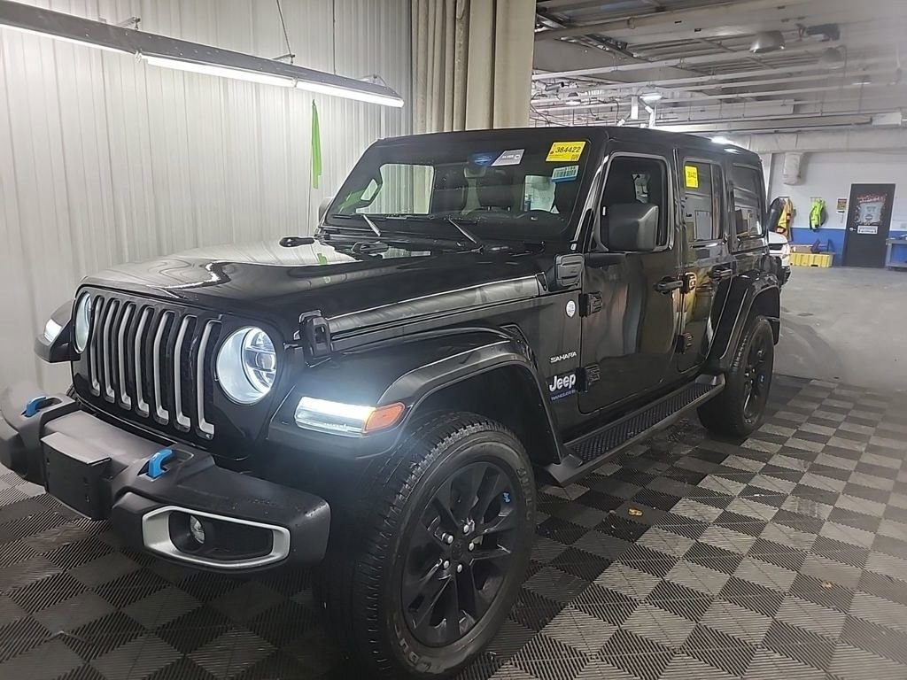 Used 2023 Jeep Wrangler Unlimited Sahara w/ Cold Weather Group image 2