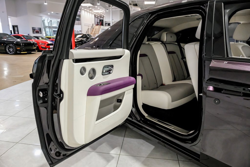 Used 2024 Rolls-Royce Ghost image 57