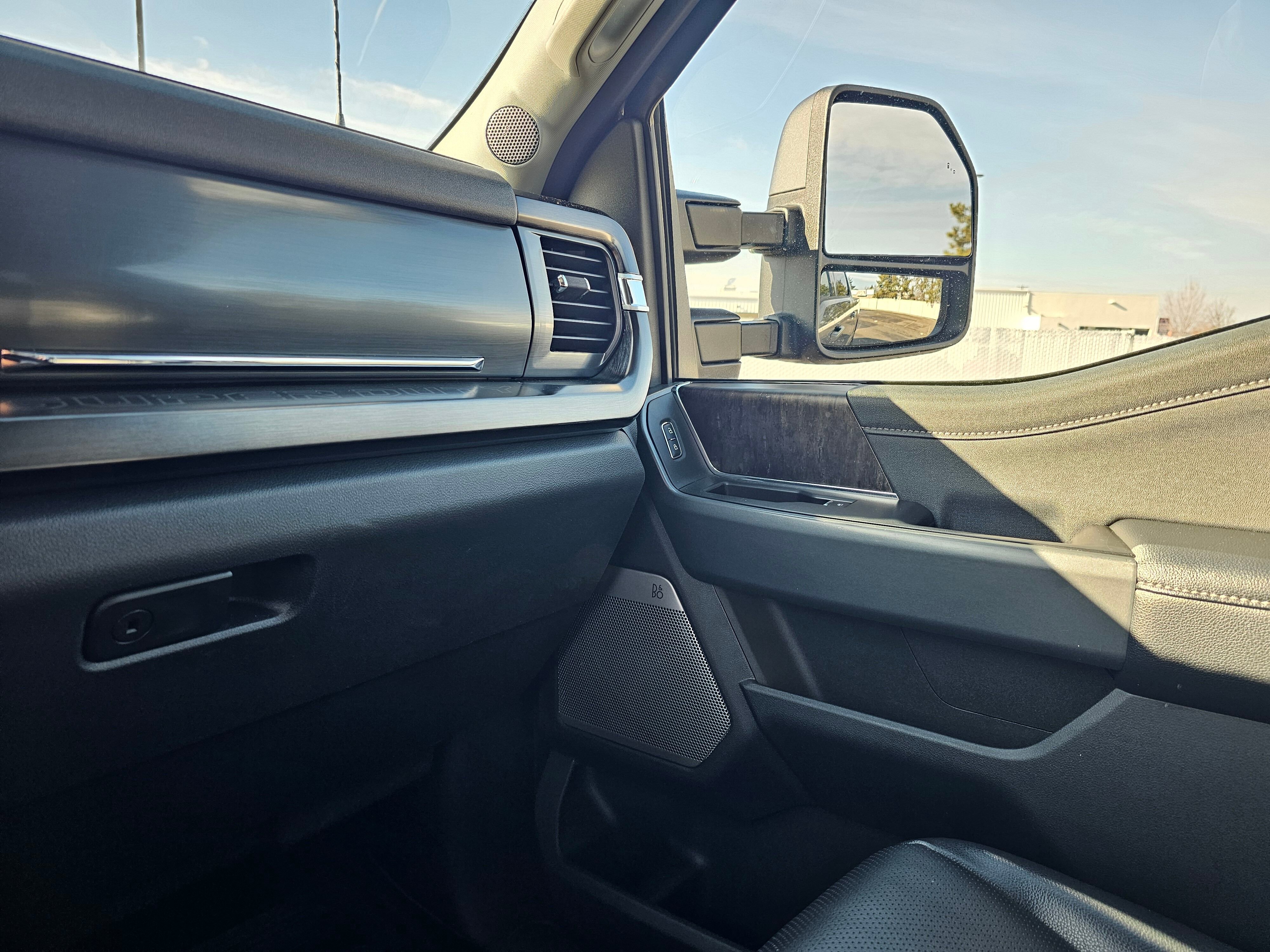 Used 2023 Ford F350 Lariat image 60