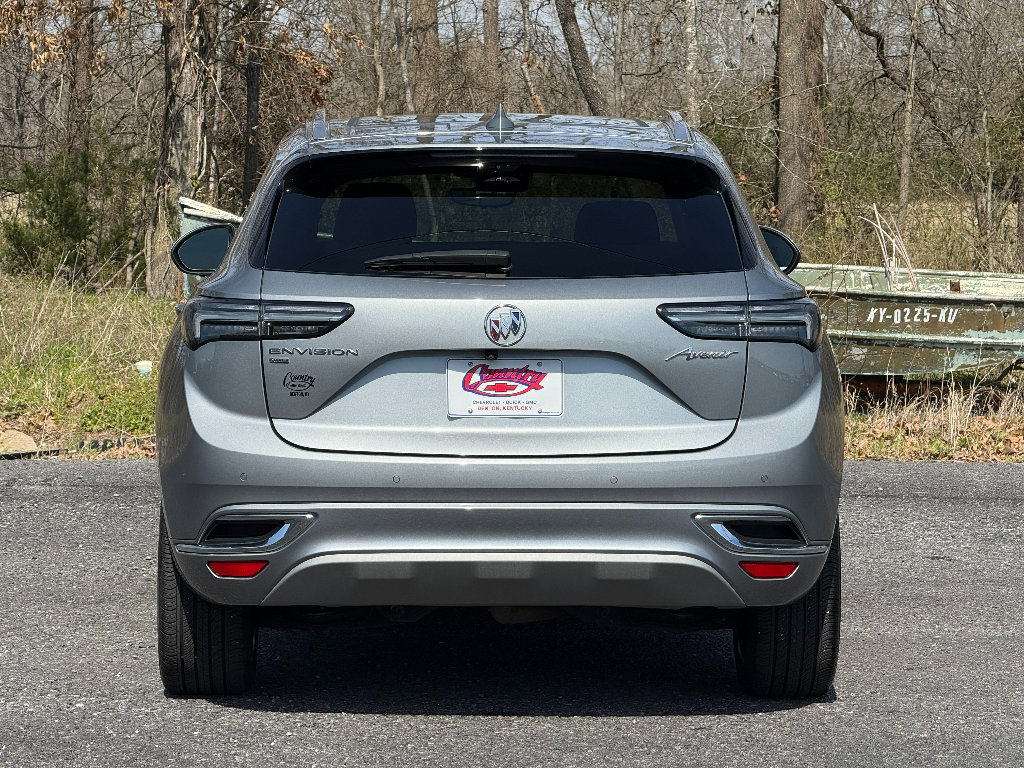 Used 2023 Buick Envision Avenir image 7