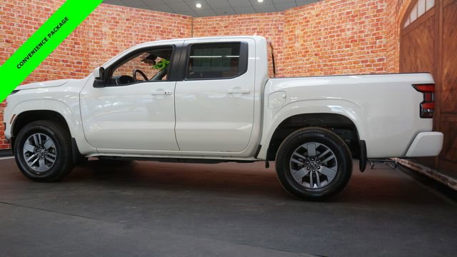 Certified 2025 Nissan Frontier SV w/ SV Convenience Package AWD/4WD image 4