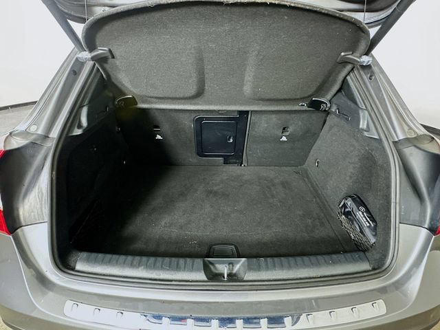 Used 2017 Mercedes-Benz GLA 250 4MATIC image 34