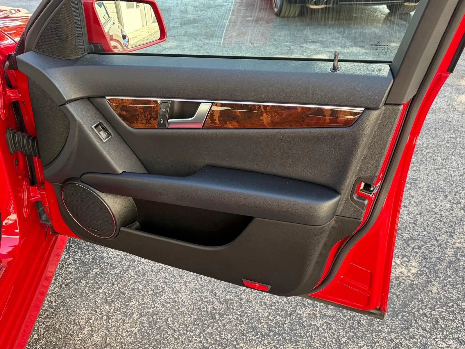 Used 2013 Mercedes-Benz C 250 Sedan w/ Multimedia Pkg image 19