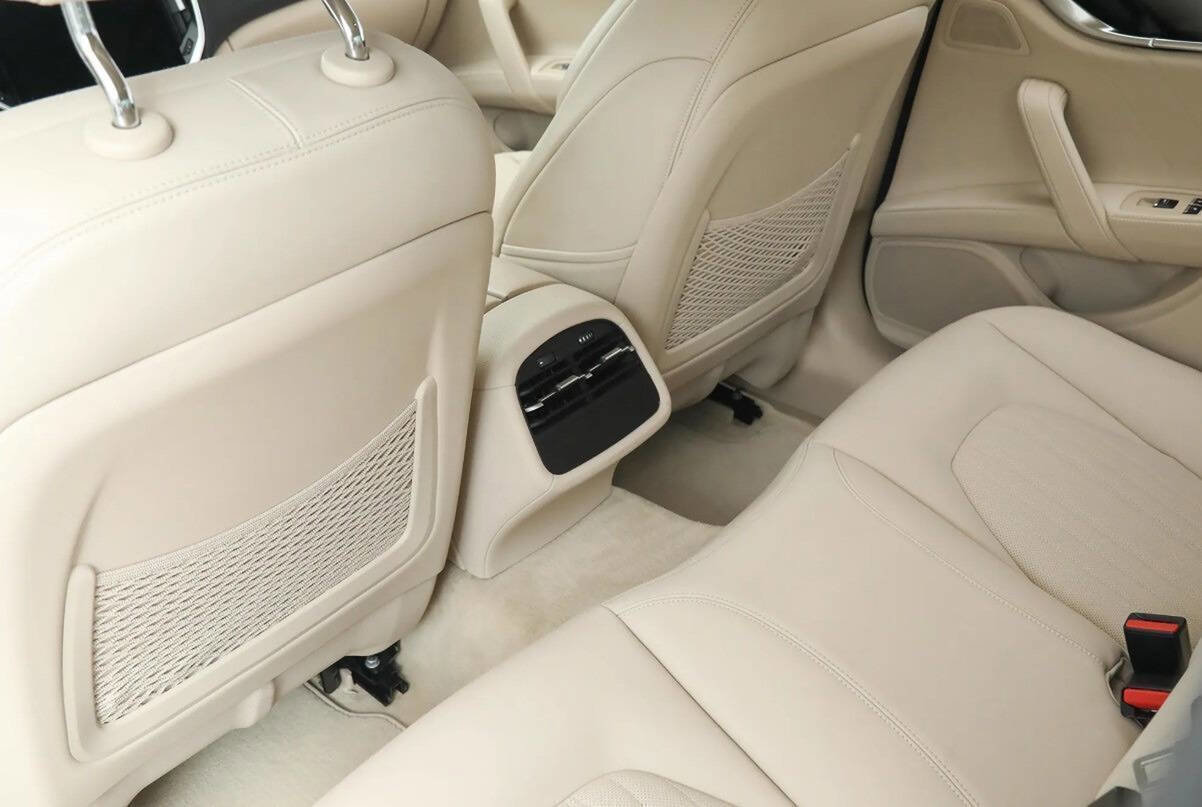 Used 2022 Maserati Ghibli Modena RWD image 27