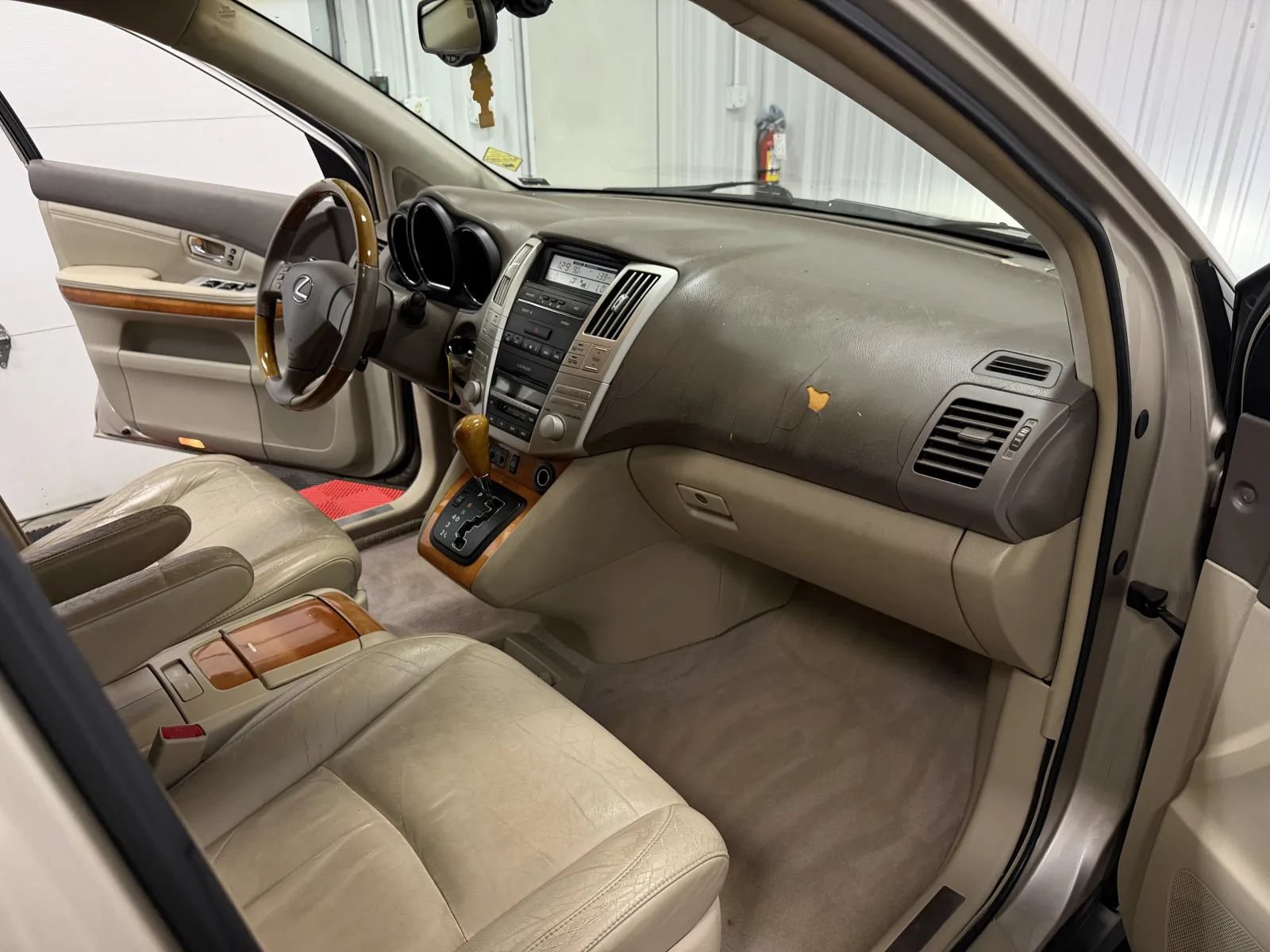 Used 2004 Lexus RX 330 FWD image 44