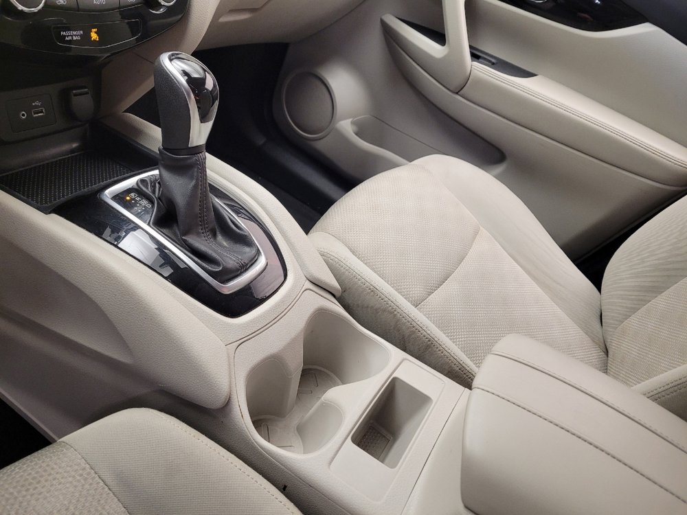 Used 2019 Nissan Rogue Sport SV image 26