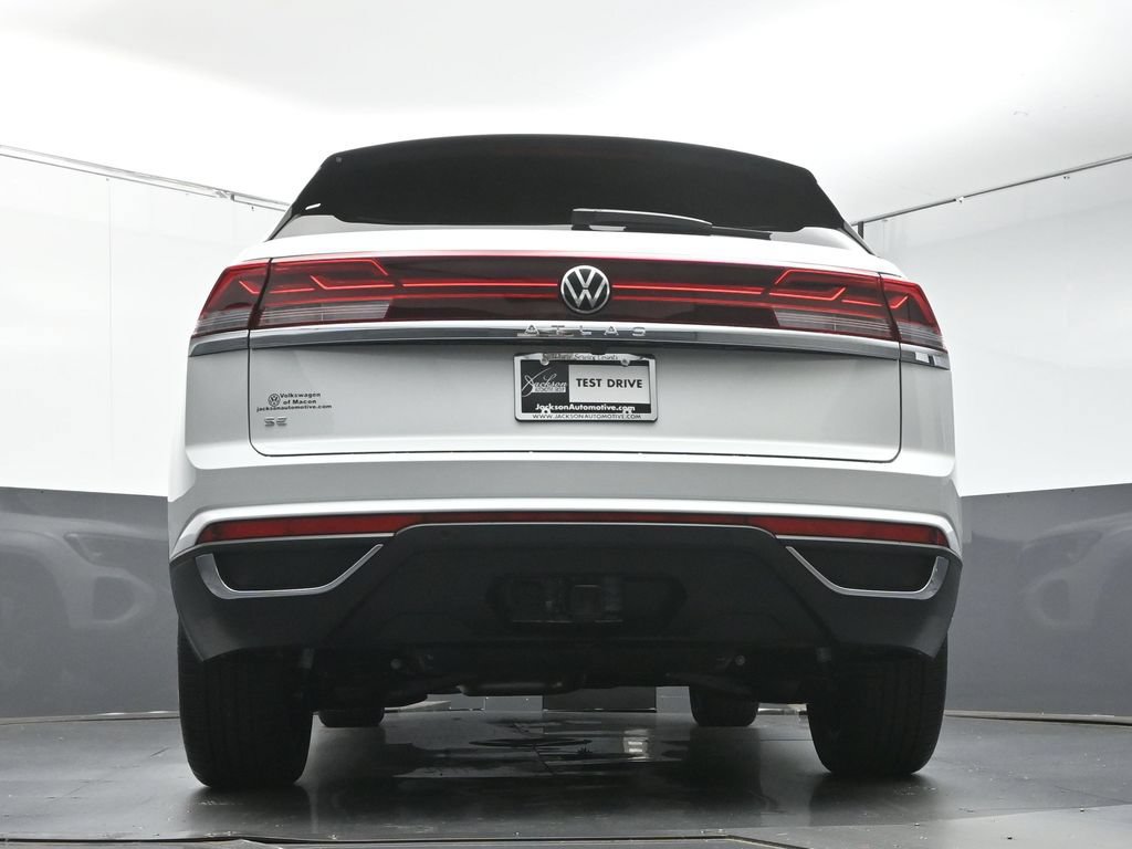 New 2026 Volkswagen Atlas Cross Sport SE FWD image 39