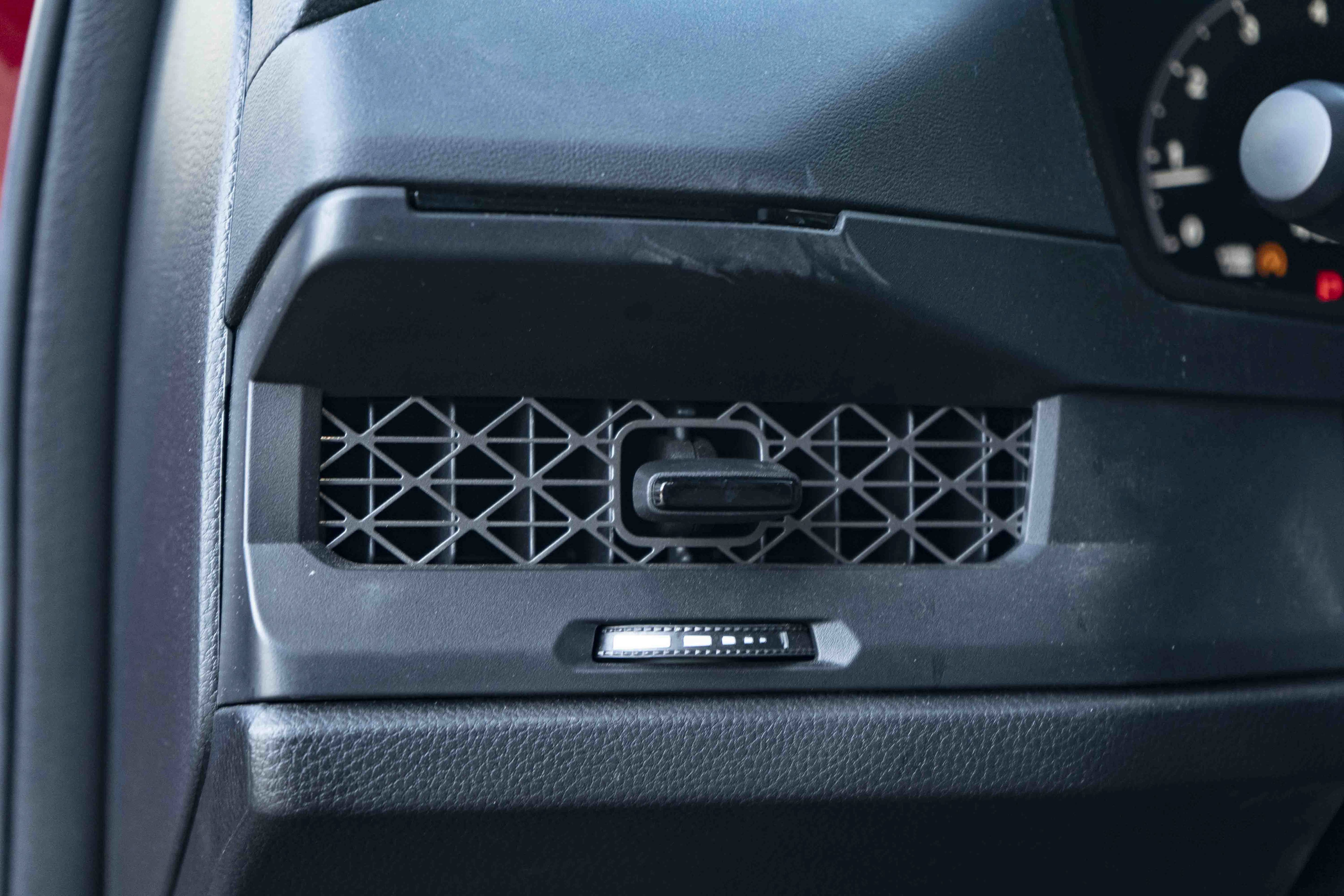 Used 2025 Honda Accord LX image 38