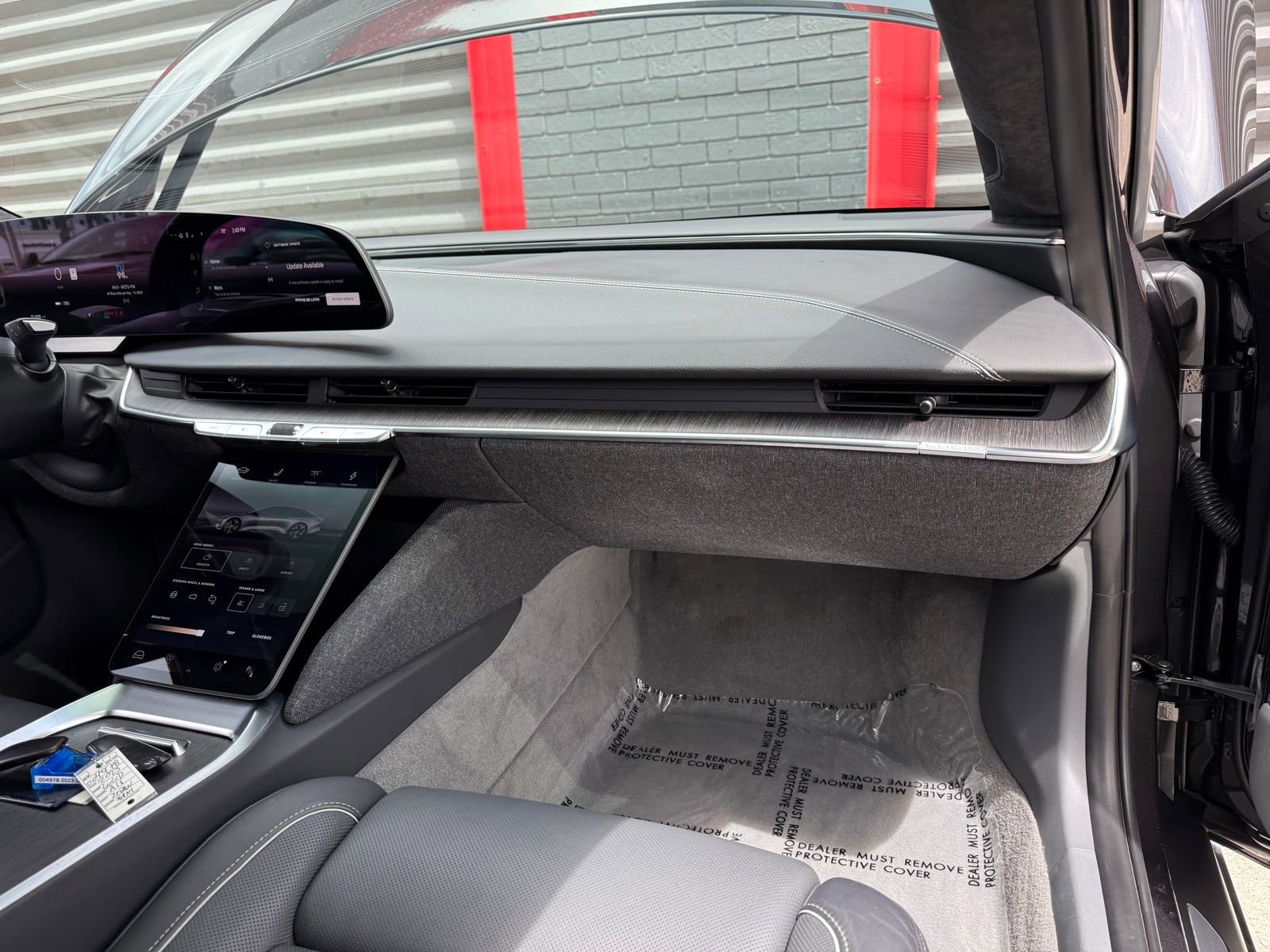 Used 2023 Lucid Air Touring image 22