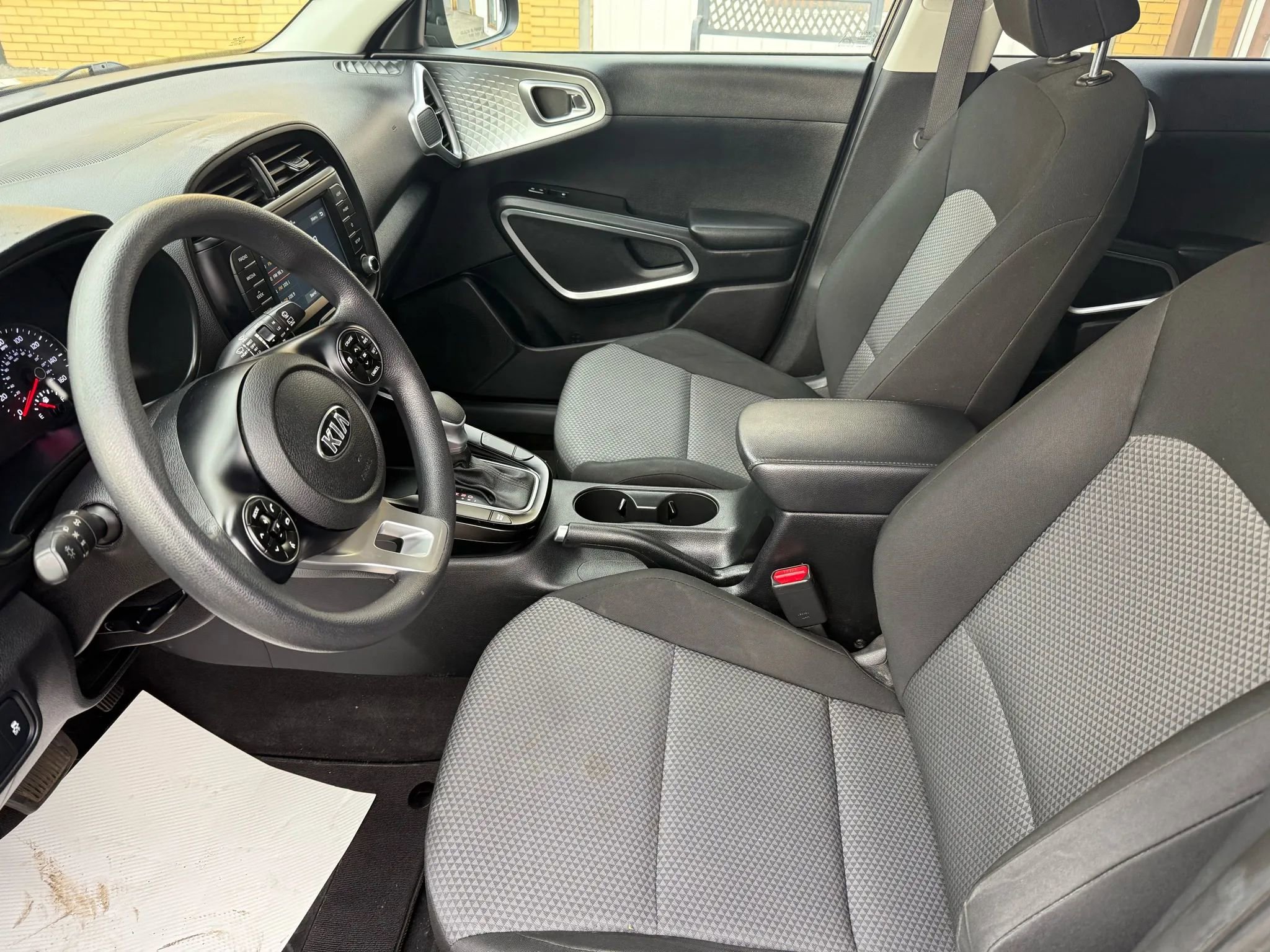 Used 2021 Kia Soul LX image 13