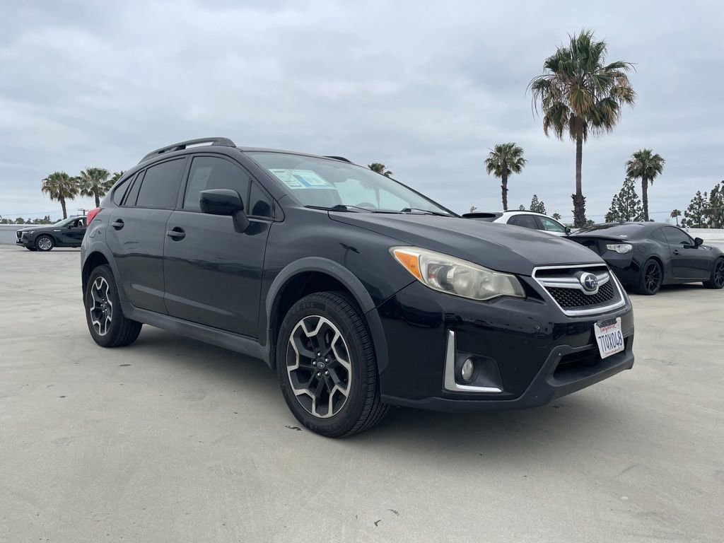 Used 2016 Subaru Crosstrek 2.0i Premium w/ Moonroof Package AWD/4WD image 1