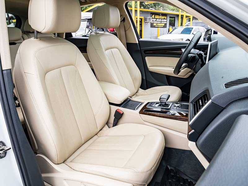 Used 2019 Audi Q5 Prestige w/ Prestige Package AWD/4WD image 21