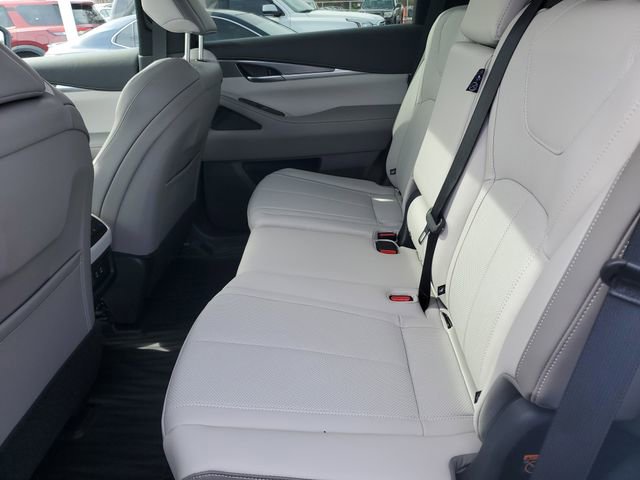 Used 2026 INFINITI QX60 Pure w/ Cargo Package image 17