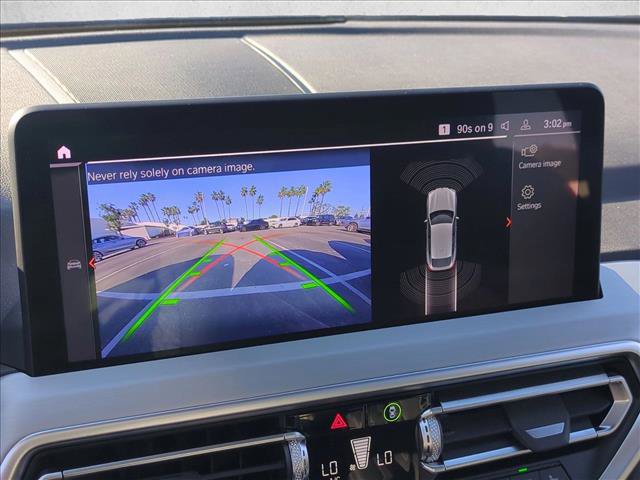 Certified 2025 BMW X4 xDrive30i w/ Premium Package image 14