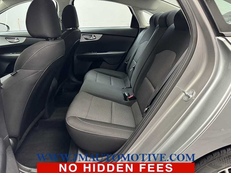 Used 2023 Kia Forte LXS w/ LXS Technology Package FWD image 14