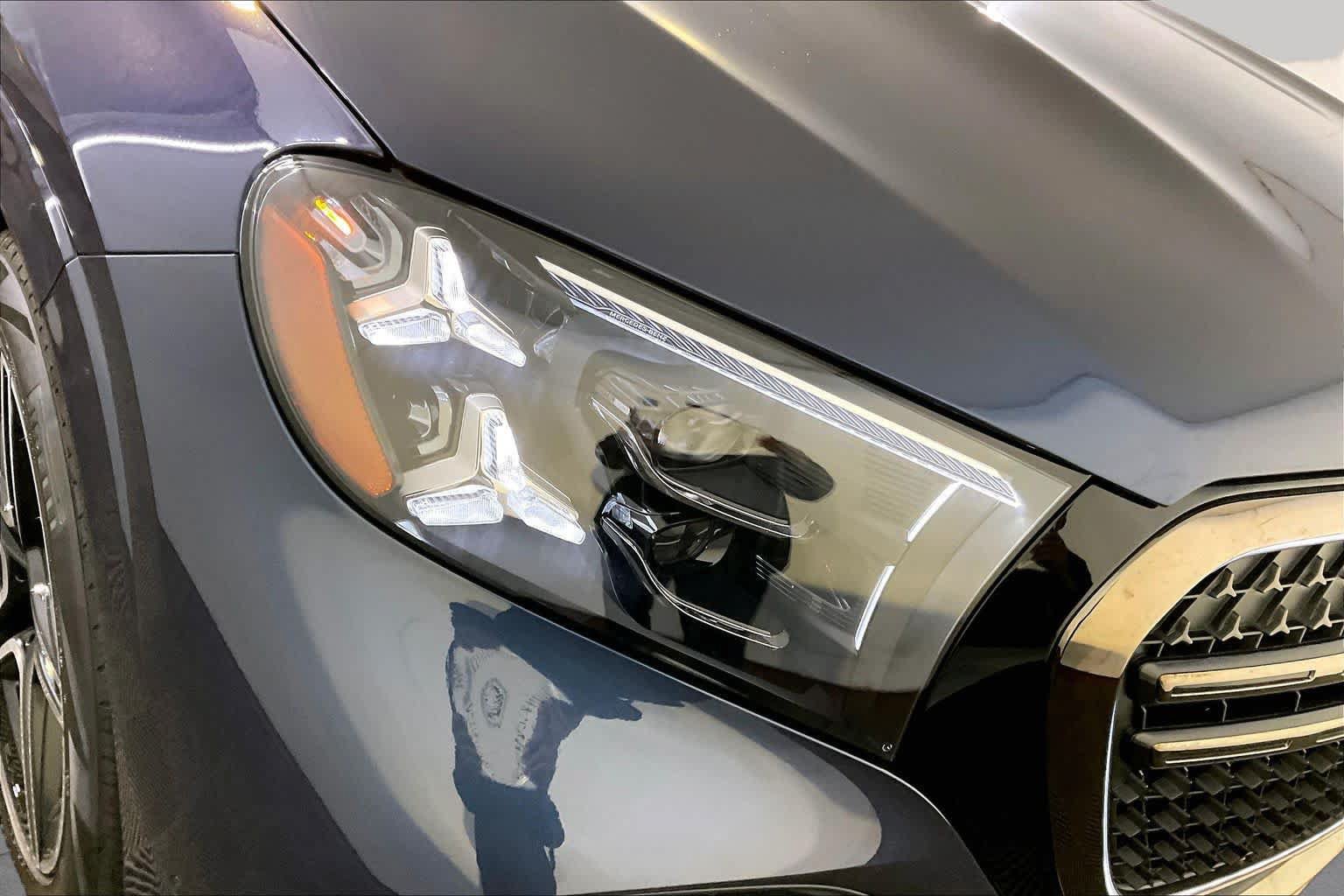 New 2027 Mercedes-Benz GLS 450 4MATIC image 16
