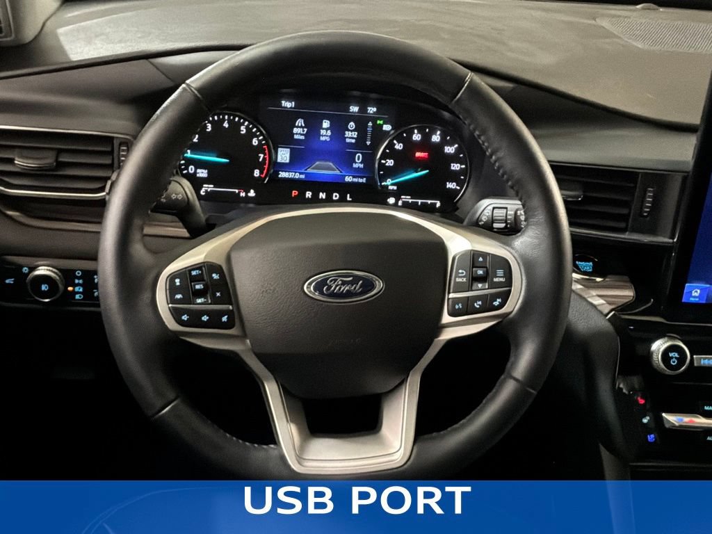 Used 2023 Ford Explorer Limited w/ Limited Technology Package AWD/4WD image 12