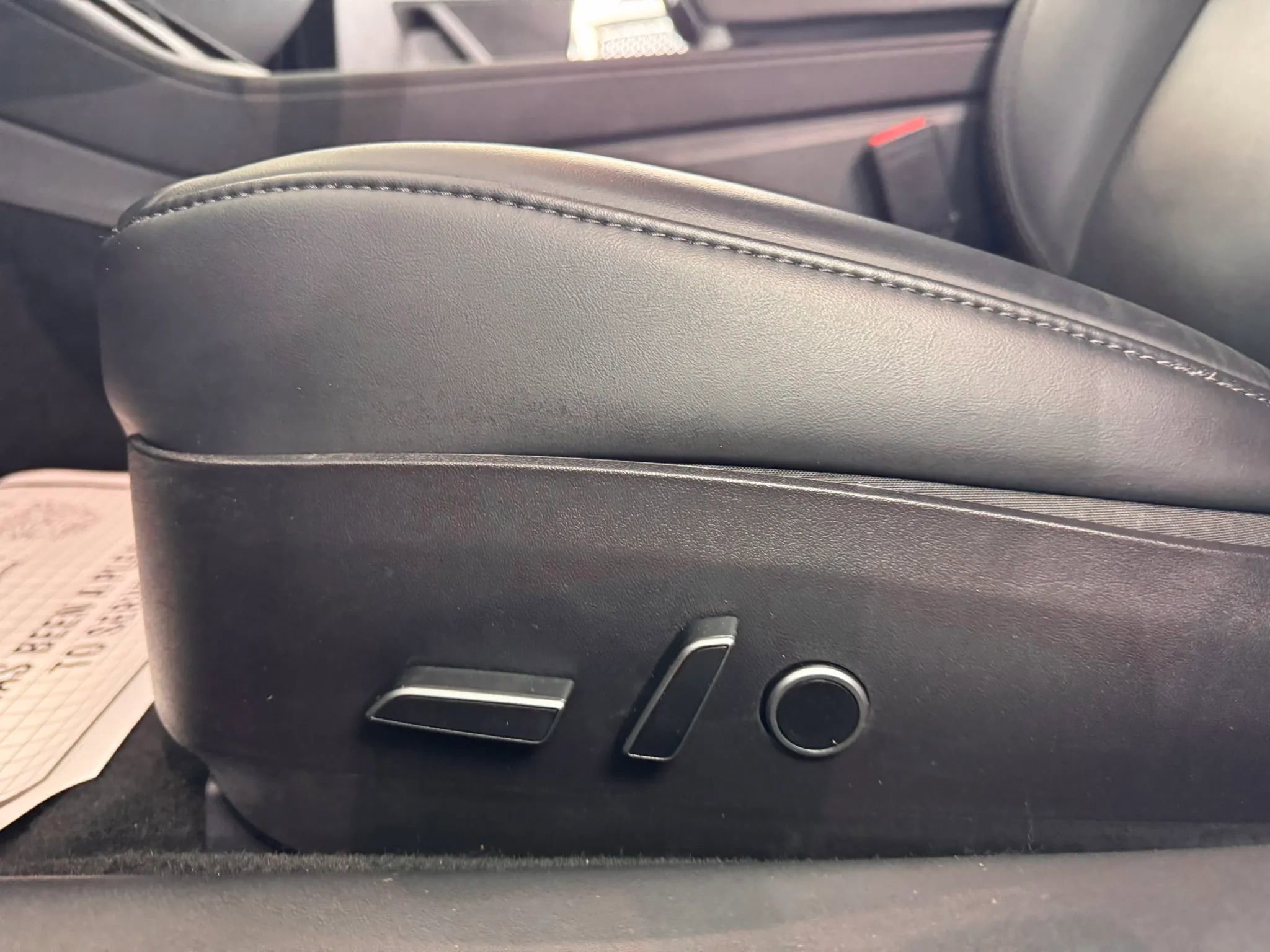 Used 2021 Tesla Model 3 Standard Range Plus image 11