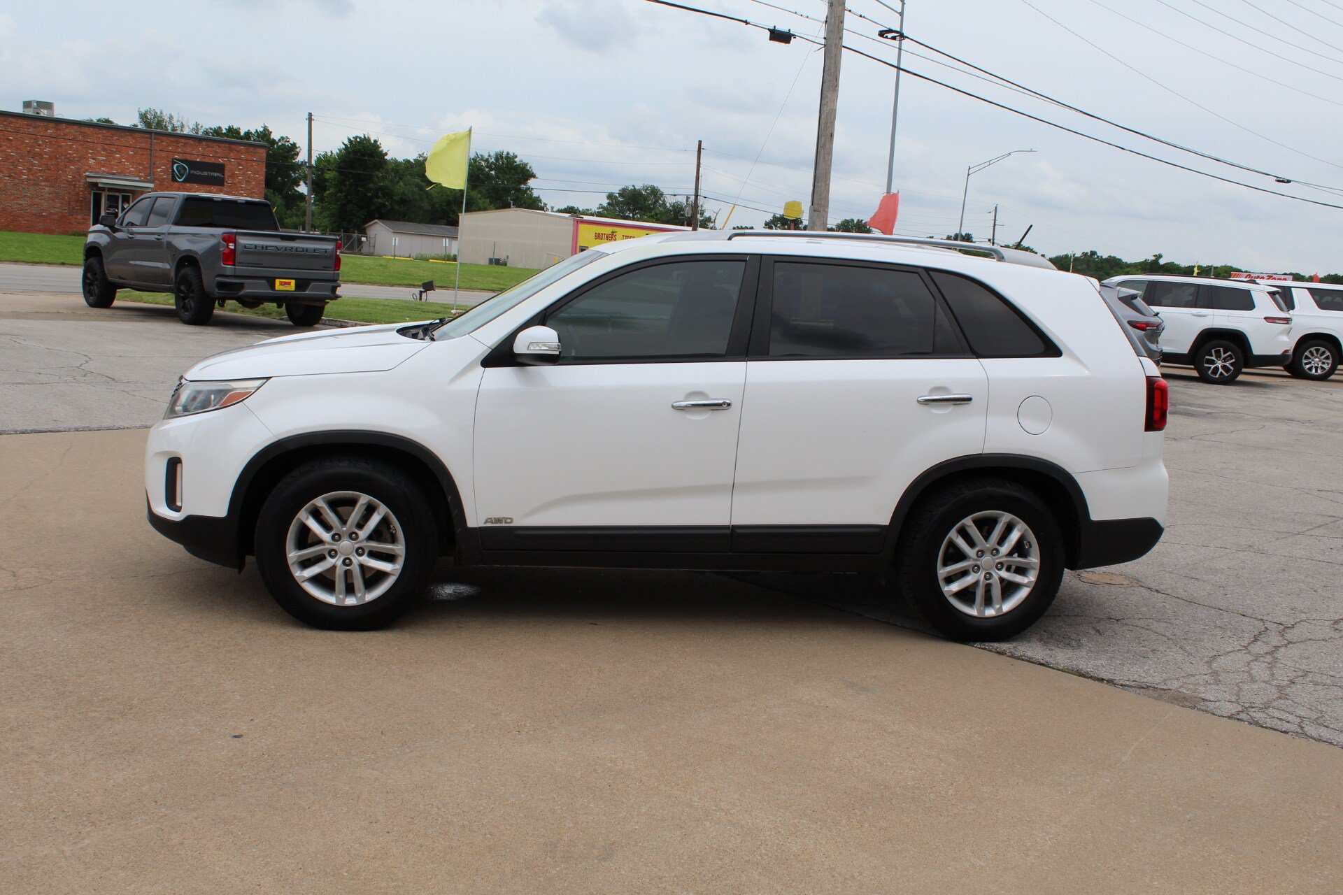 Used 2014 Kia Sorento LX AWD/4WD image 9