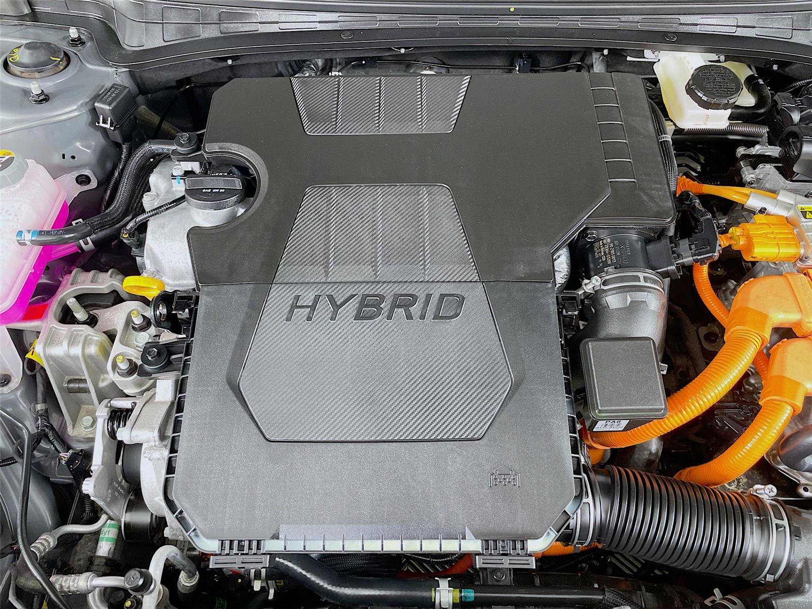 Certified 2025 Hyundai Elantra SEL FWD image 31