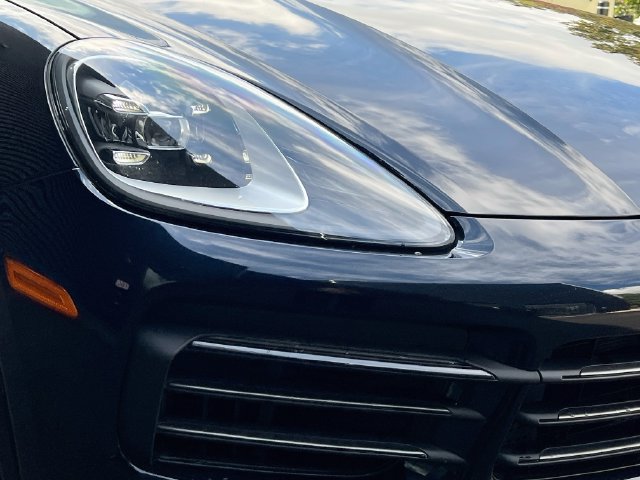 Certified 2023 Porsche Cayenne Platinum Edition AWD/4WD image 32