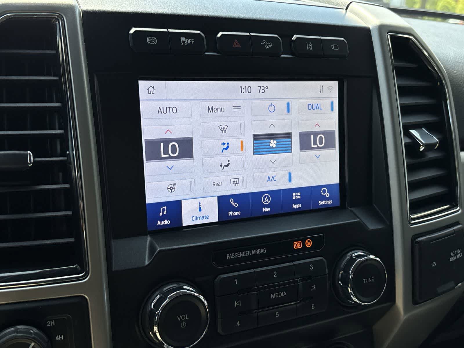 Used 2020 Ford F350 Lariat w/ Lariat Ultimate Package AWD/4WD image 18