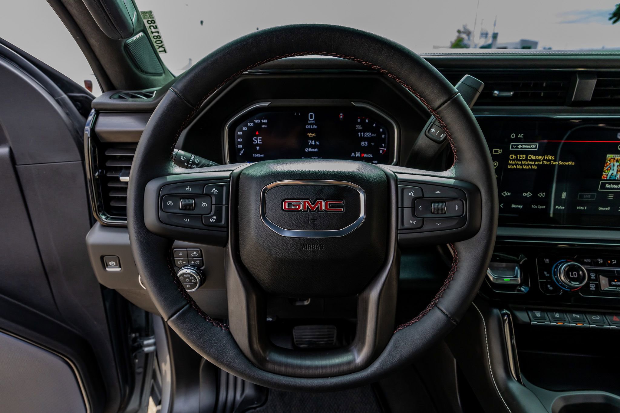 Used 2026 GMC Sierra 2500 AT4X image 19