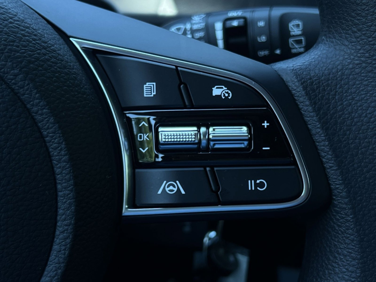 New 2026 Kia Seltos LX AWD/4WD image 38