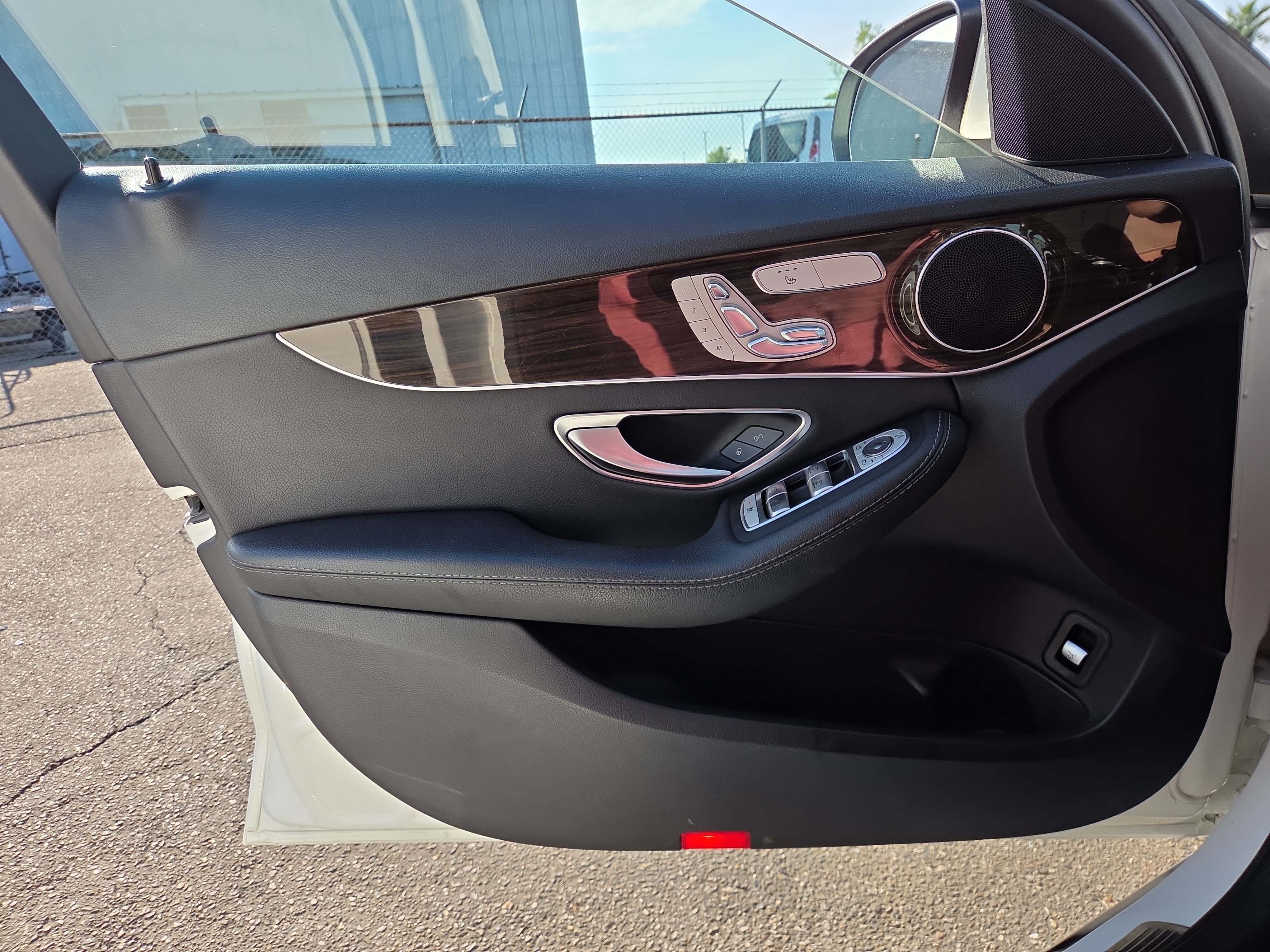 Used 2017 Mercedes-Benz C 300 4MATIC Sedan image 17