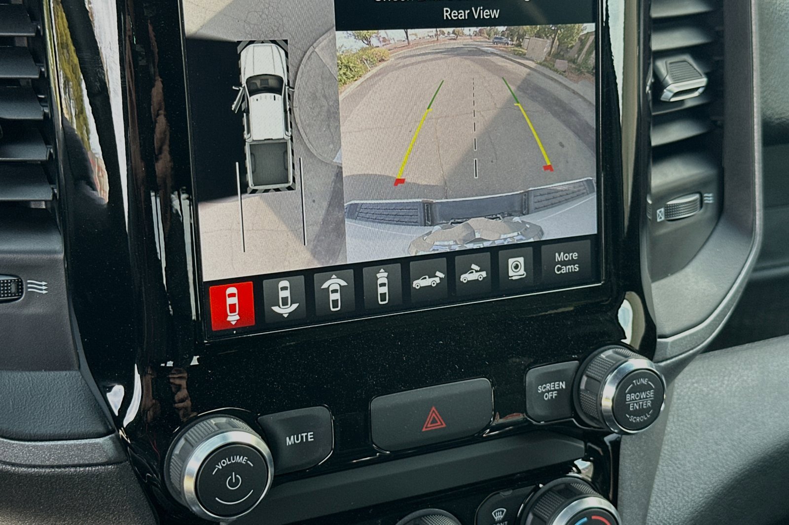 New 2024 RAM 2500 Tradesman w/ Towing Technology Group image 18