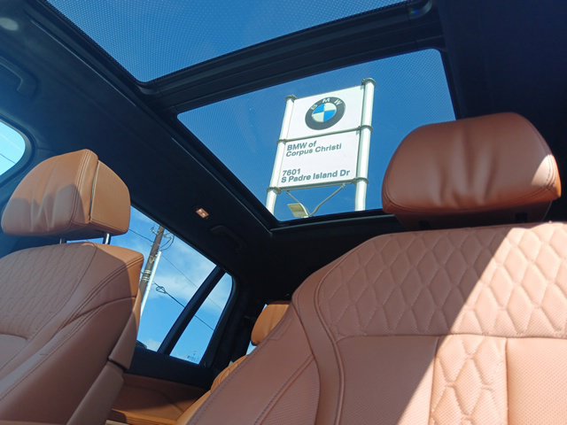New 2027 BMW X7 M60i AWD/4WD image 29