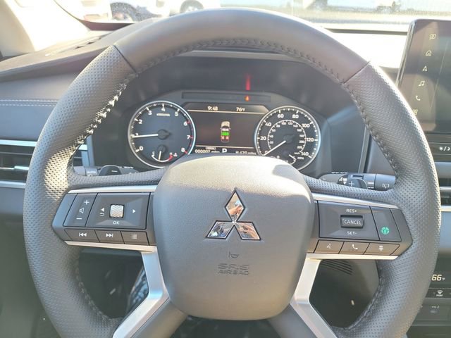 New 2026 Mitsubishi Outlander AWD image 25