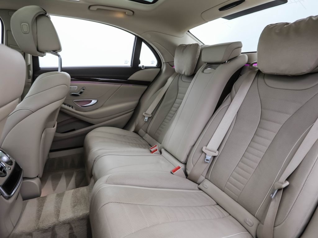 Used 2017 Mercedes-Benz S 550 4MATIC Sedan image 22