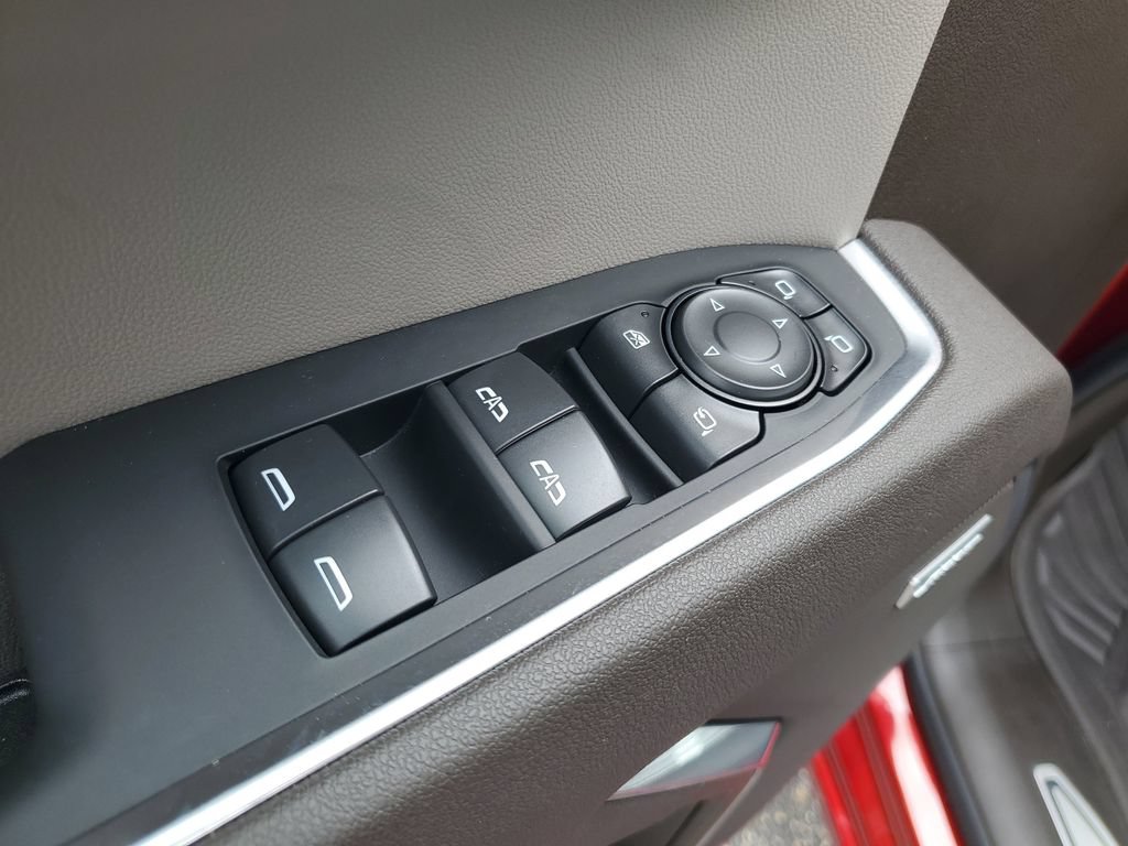 Used 2026 Chevrolet Silverado 1500 LTZ AWD/4WD image 9