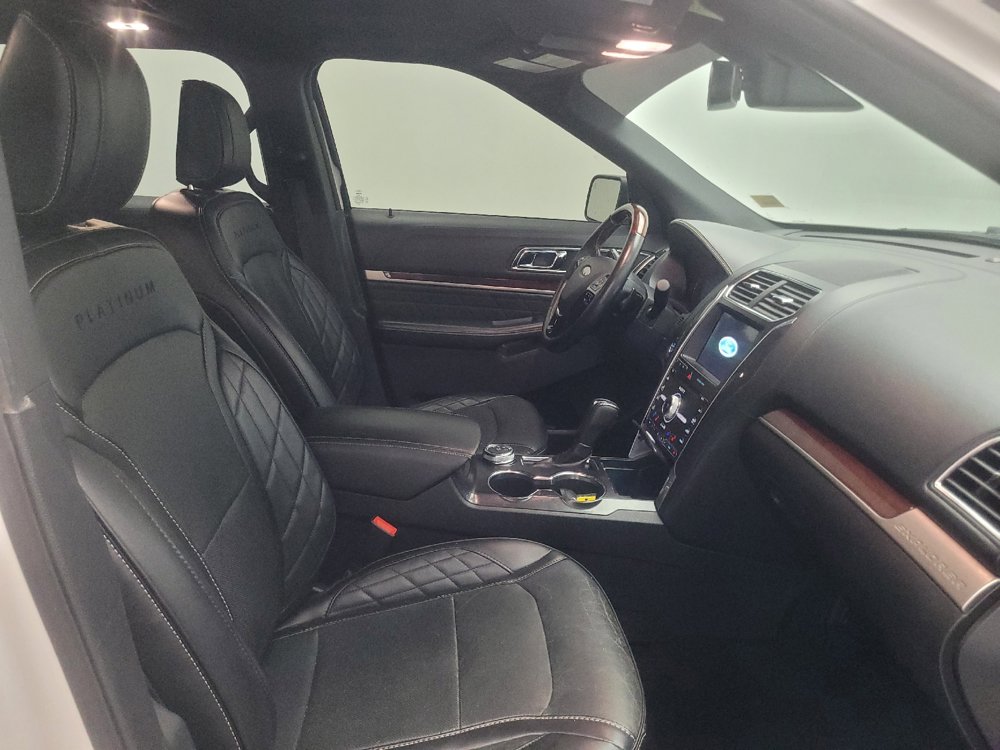 Used 2019 Ford Explorer Platinum AWD/4WD image 21